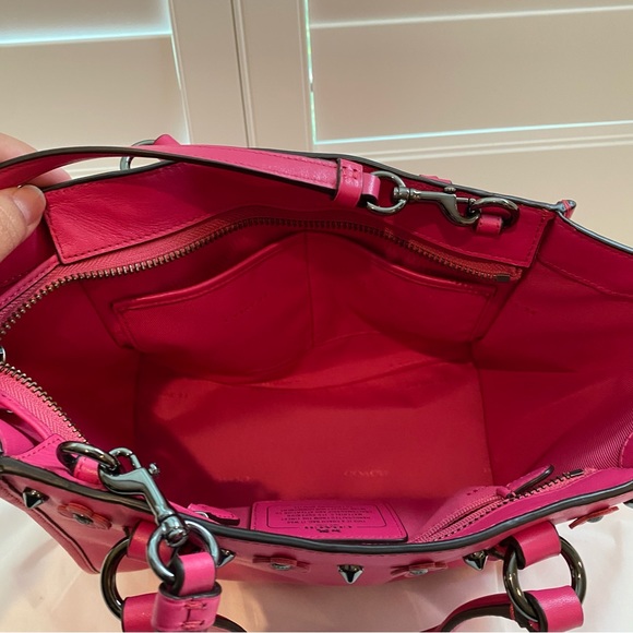 NWOT Coach Dahlia Pink Crossbody - Picture 8 of 17